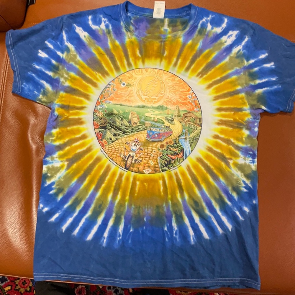 Grateful Dead tie dye shirt